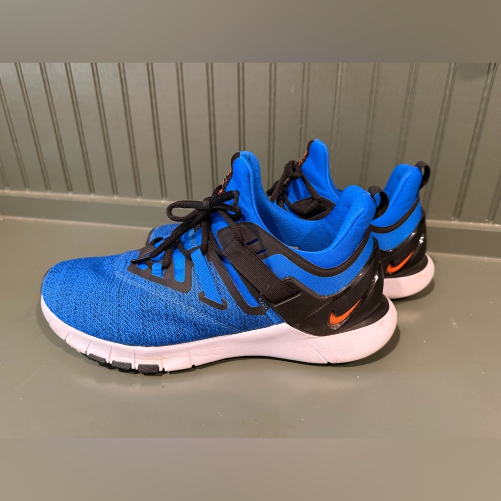 Nike Flex Tr Method Trainers - image 2